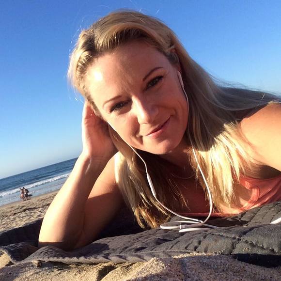 Meet your Posher, Gretchen - Picture 1 of 1